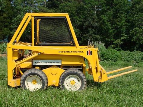 ih 3200b skid steer|ih 3200 skid steer reviews.